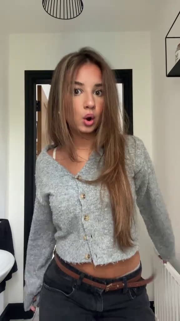 Key event frame at 00:03