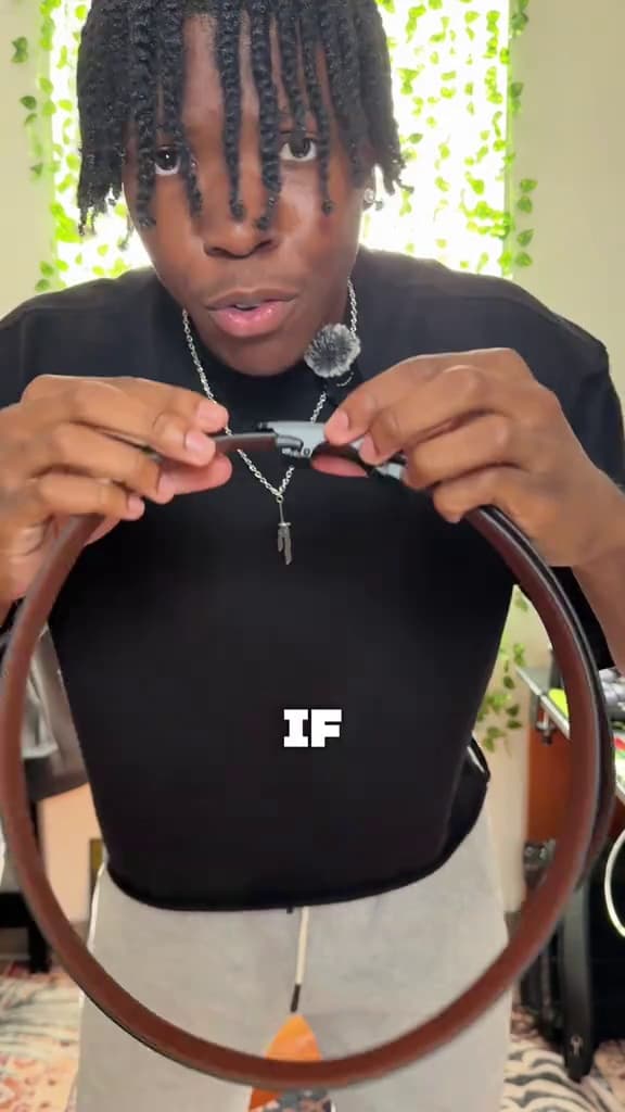 Key event frame at 00:18