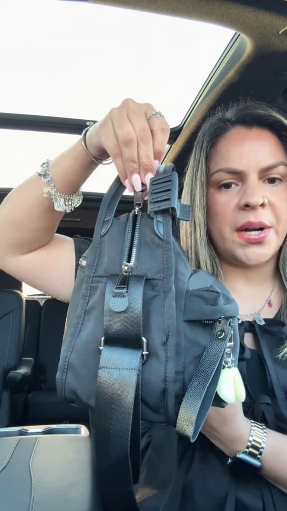 Key event frame at 00:15