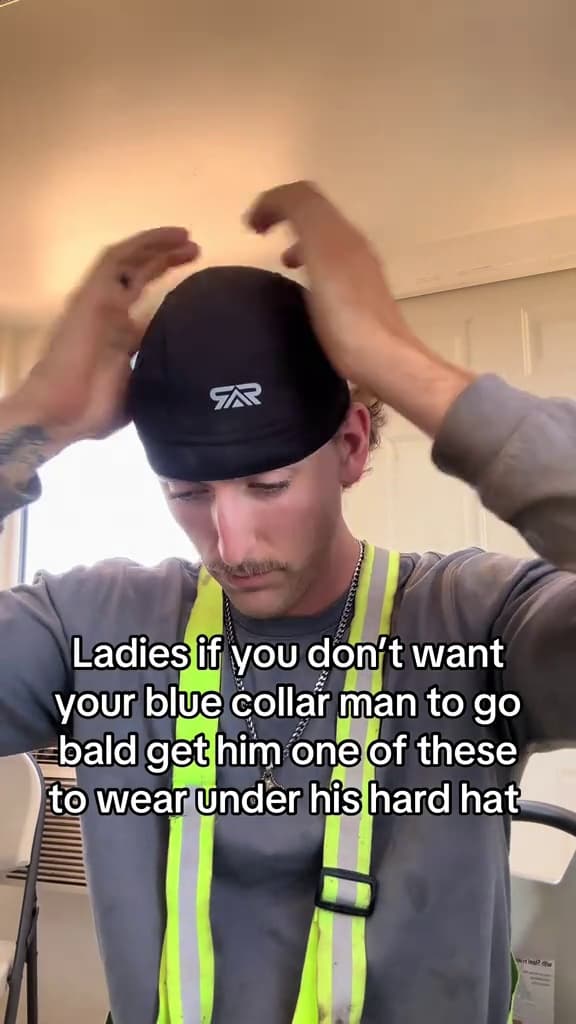 Key event frame at 00:02