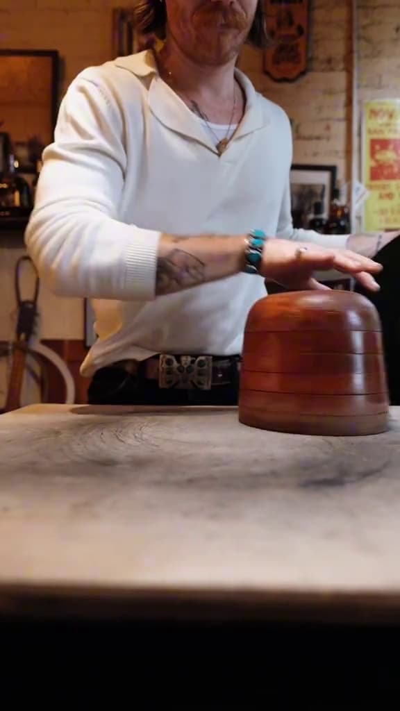 Key event frame at 00:20