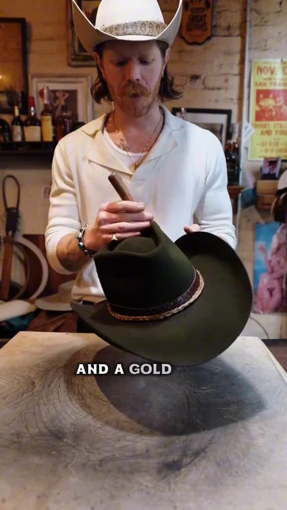 Key event frame at 01:10