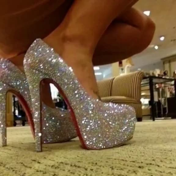 Key event frame at 00:04