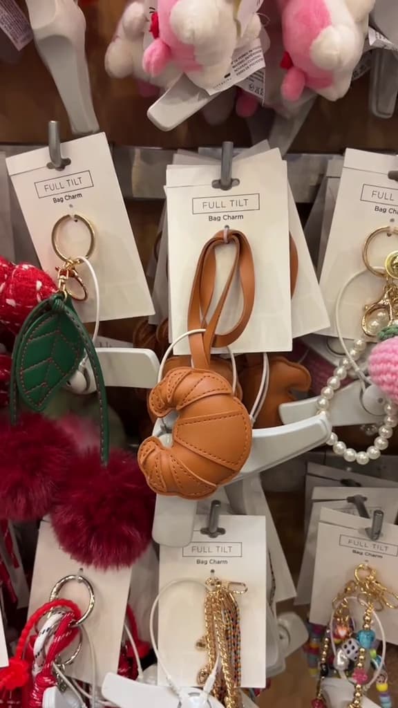 Key event frame at 00:08