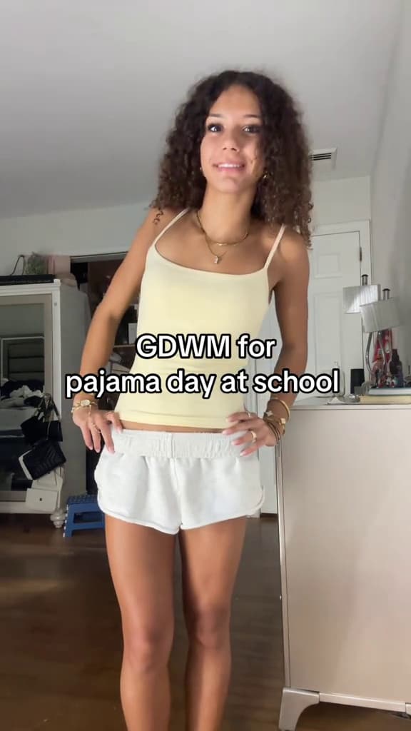 Key event frame at 00:02