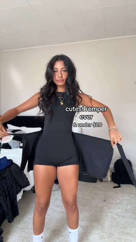 Key event frame at 00:01