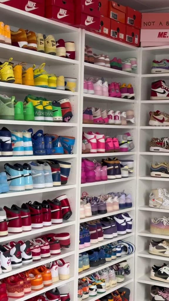 Key event frame at 00:14