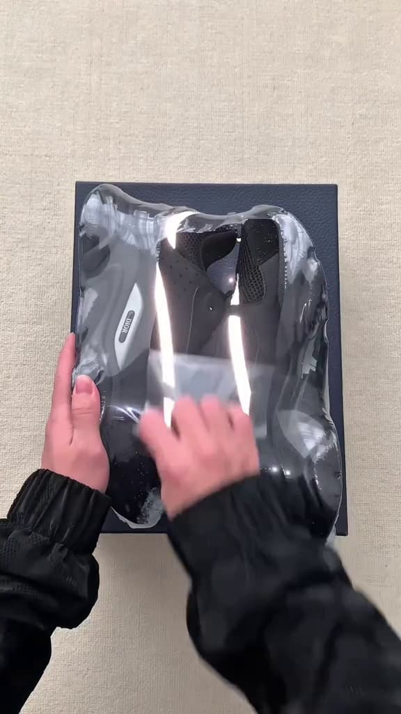 Key event frame at 00:05