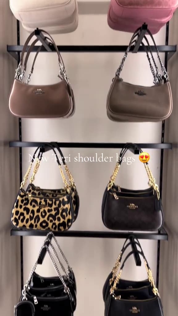 Key event frame at 00:02