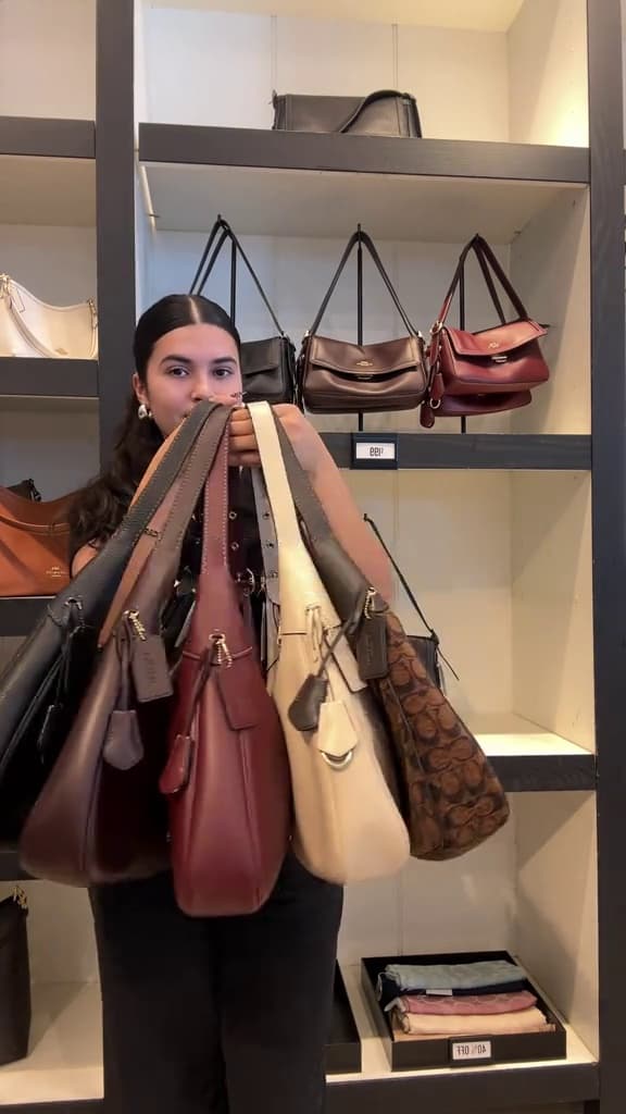 Key event frame at 00:03